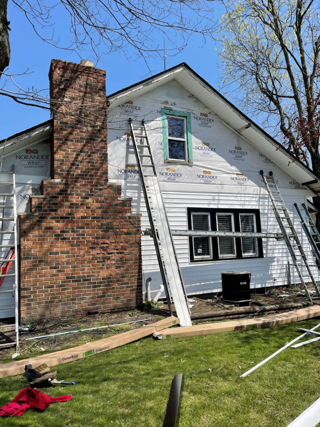 Trim and flashing detail on a Providence Green siding job